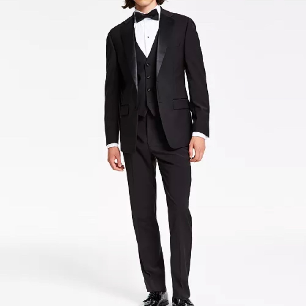 Men's Slim-Fit Infinite Stretch Black Tuxedo Suit 40L and pants 32x32